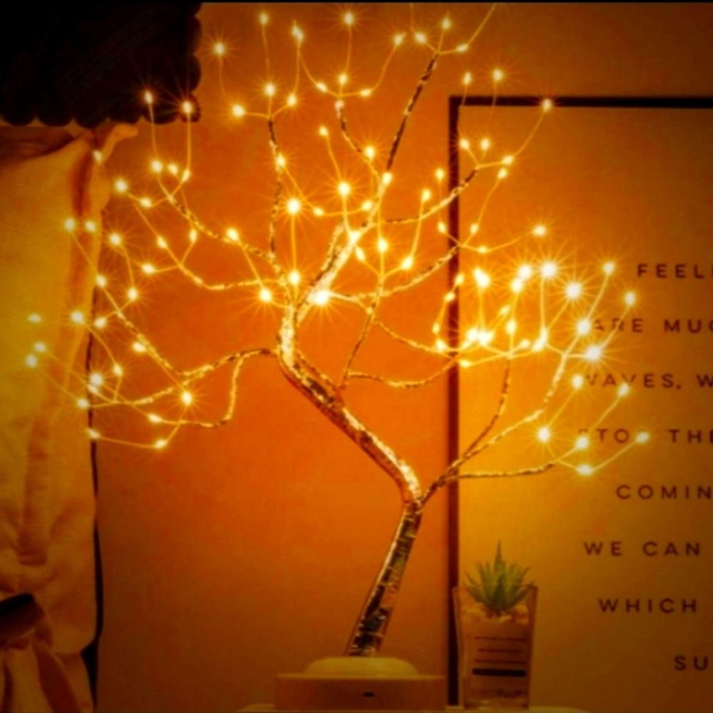 Twinkling tree lamp
